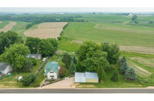 3203 County Road O, Platteville, WI 53818