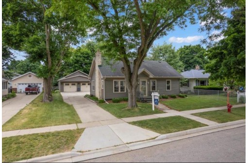 134 N Van Buren Street, Stoughton, WI 53589