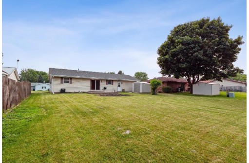 2431 Lucerne Drive, Janesville, WI 53545