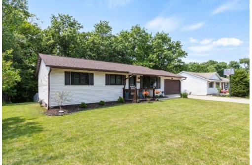 531 Ernstmeyer Drive, Baraboo, WI 53913