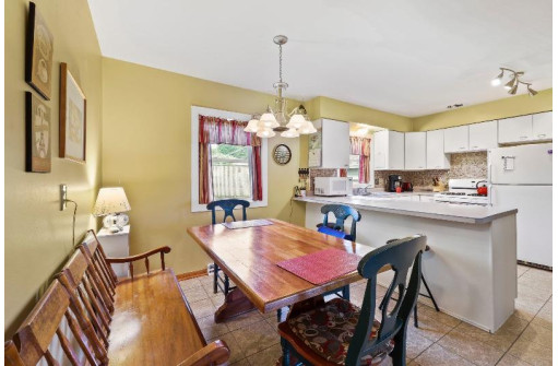 4510 Leo Drive, Madison, WI 53716