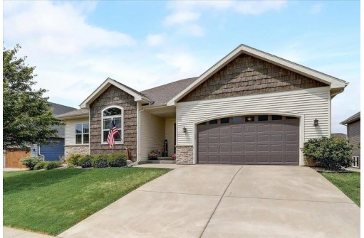 1926 Swainson Drive, Verona, WI 53593