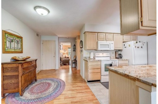 6908 Tottenham Road, Madison, WI 53711