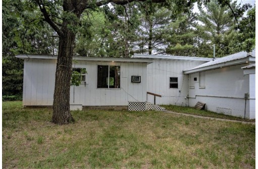 1207 S Main Street, Necedah, WI 54646