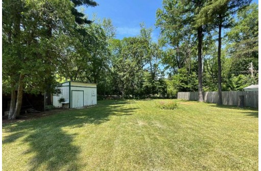 2221 Milwaukee Road, Beloit, WI 53511