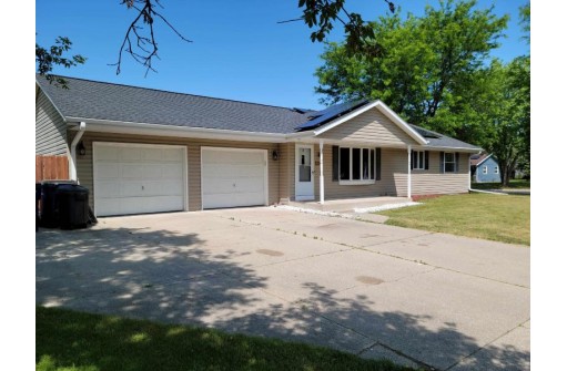 2336 S Chatham Street, Janesville, WI 53546