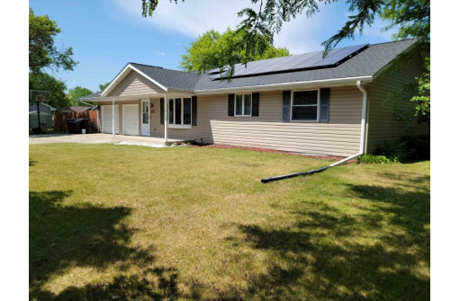 2336 S Chatham Street, Janesville, WI 53546