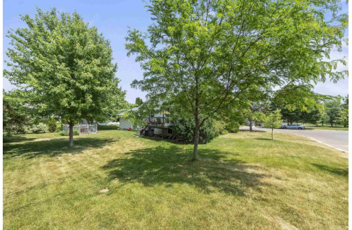 924 Fountain Drive, Sun Prairie, WI 53590