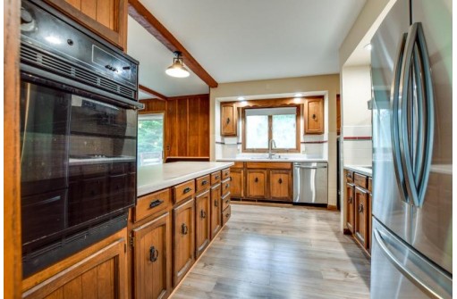 2985 County Road G, Oxford, WI 53952