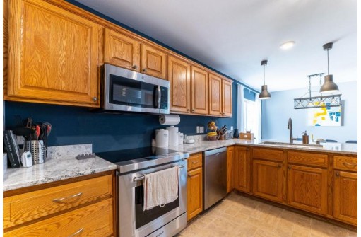 3941 Mammoth Trail, Madison, WI 53719