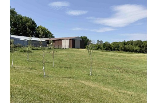 W11810 County Road F, Randolph, WI 53956