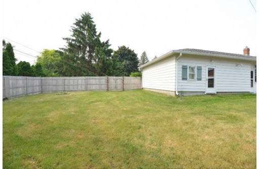 202 E Goodland Street, Sun Prairie, WI 53590