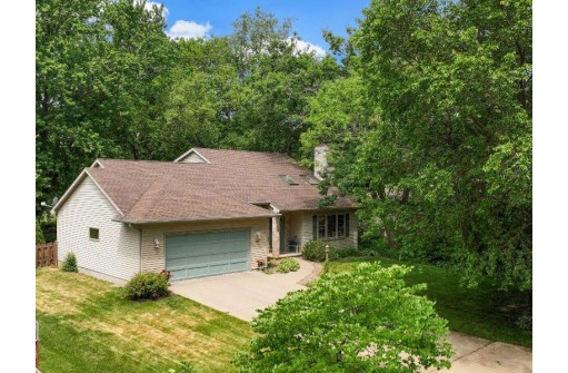 2104 Westchester Road, Fitchburg, WI 53711