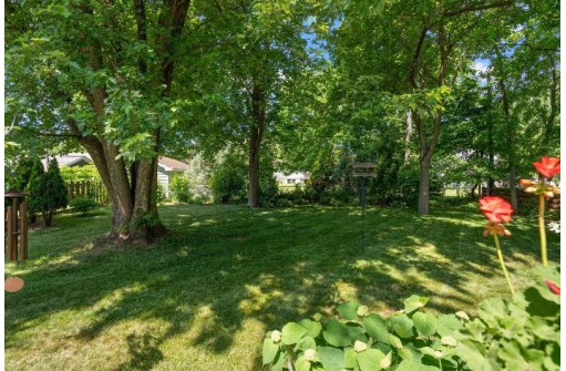 2104 Westchester Road, Fitchburg, WI 53711