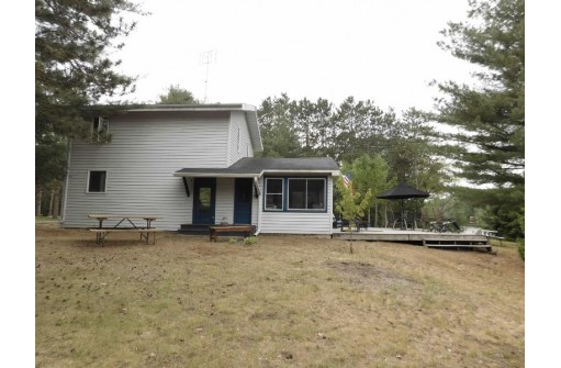 1004 E Lakeshore Drive, Avoca, WI 53506