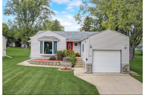 312 South Avenue, Edgerton, WI 53534