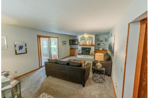 7221 E Branford Lane, Madison, WI 53717