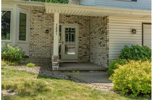 7221 E Branford Lane, Madison, WI 53717