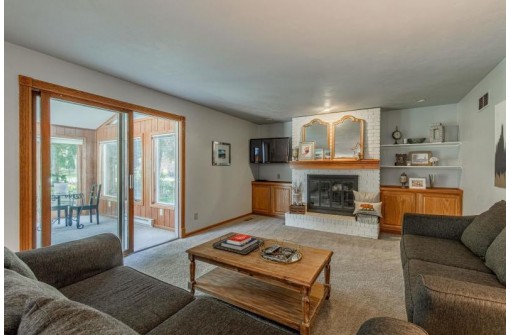 7221 E Branford Lane, Madison, WI 53717