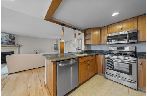 1029 Spaight Street 3C, Madison, WI 53703