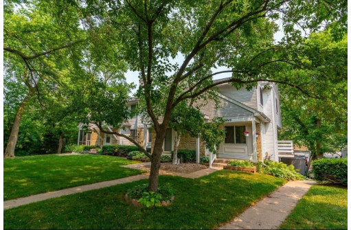 6849 Park Ridge Drive, Madison, WI 53719