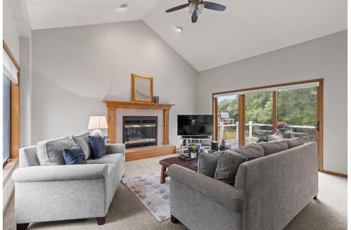 1818 Barrington Drive, Sun Prairie, WI 53590