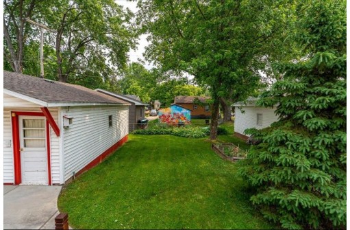 3730 Johns Street, Madison, WI 53714-2826