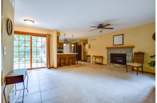 6412 Crestwood Circle, McFarland, WI 53558