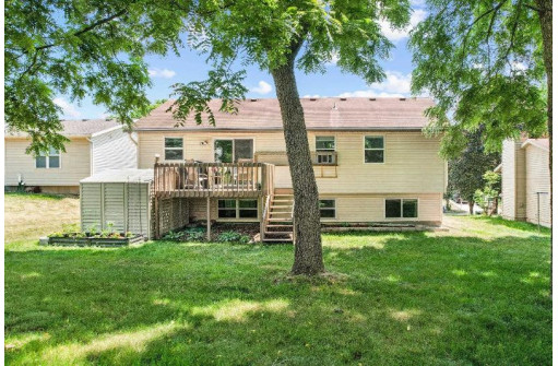 2828 Warner Lane, Madison, WI 53713