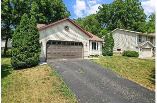 2828 Warner Lane, Madison, WI 53713