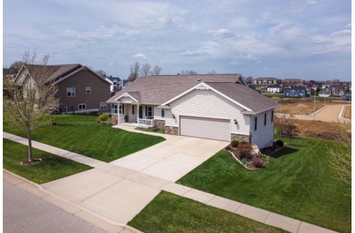 1808 Danny Drive, Mount Horeb, WI 53572