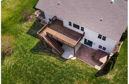 1808 Danny Drive, Mount Horeb, WI 53572