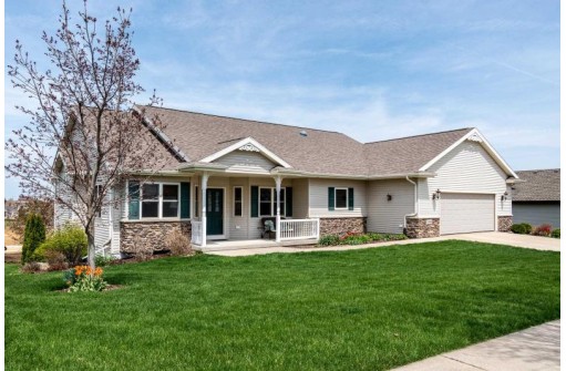 1808 Danny Drive, Mount Horeb, WI 53572