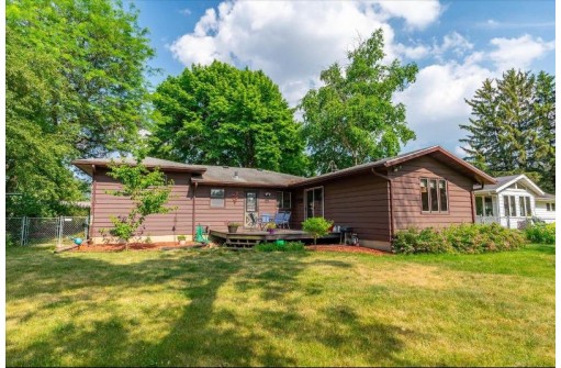 166 Audley Drive, Sun Prairie, WI 53590