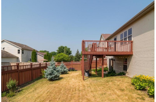 9025 Ancient Oak Lane, Verona, WI 53593