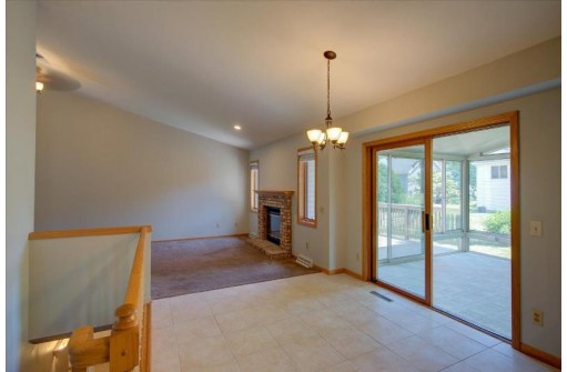 4205 Heffernan Drive, Madison, WI 53704-1126