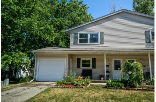 6 Westbrook Circle, Madison, WI 53711