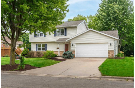 2319 Essex Drive, Sun Prairie, WI 53590