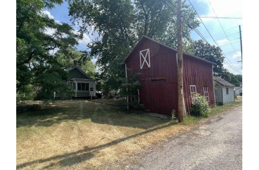 305 E Franklin Street, Portage, WI 53901