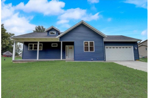 N6722 Turtle Lane, Pardeeville, WI 53954