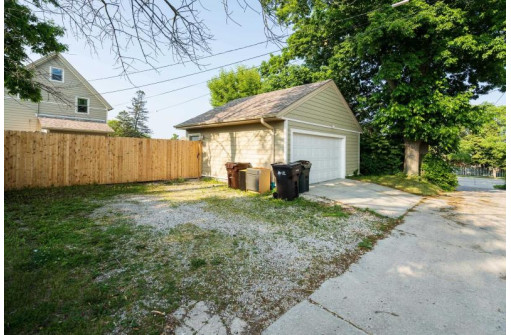 509 Madison Avenue, South Milwaukee, WI 53172