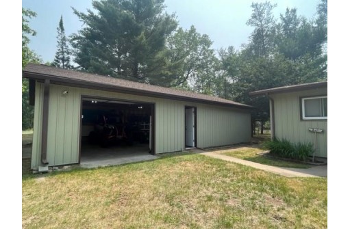 329 Penhurst Way, Nekoosa, WI 54457