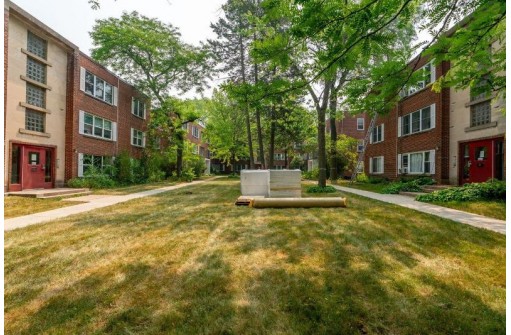 33 Sherman Terrace 1, Madison, WI 53704