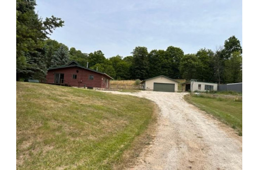 N4472 Durwards Glen Road, Baraboo, WI 53913