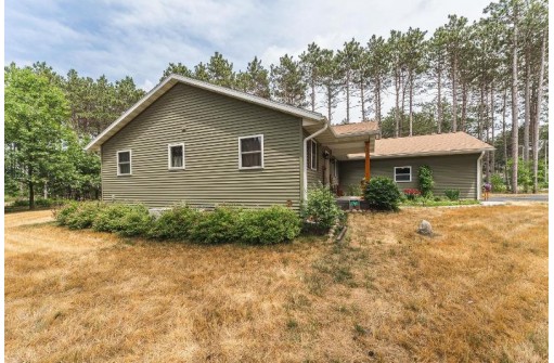 E10242 Greimel Road, Baraboo, WI 53913