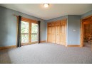 W9067 Lakeview Drive, Cambridge, WI 53523-9727