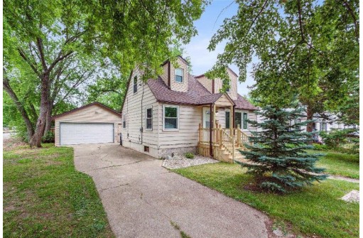 1103 Jerome Avenue, Janesville, WI 53546