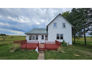 7947 Old Potosi Rd Road Lancaster, WI 53813