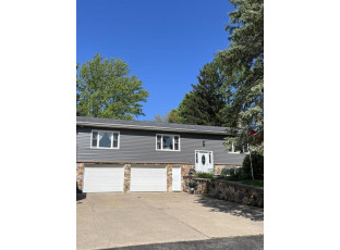 1038 Tinkham Trail Baraboo, WI 53913