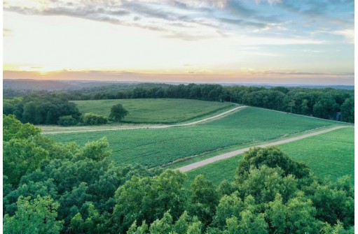 13.54 ACRES Blackberry Road, Black Earth, WI 53515